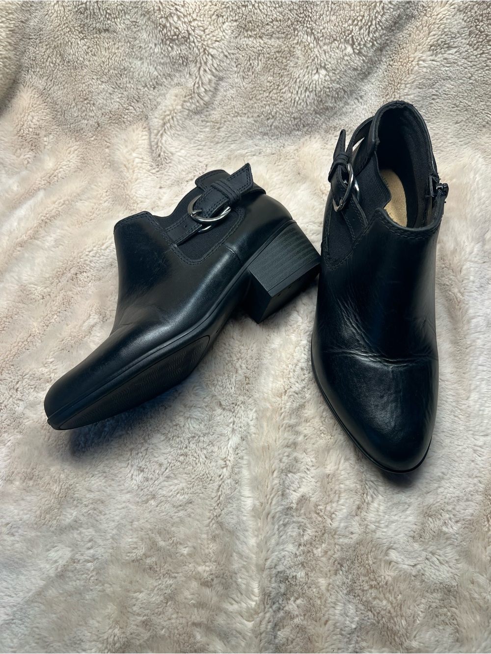 Clarks Adreena Field ankle boots women’s size 7